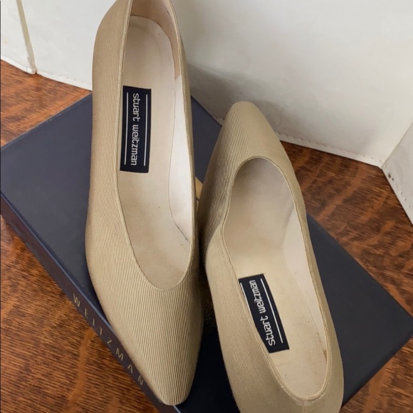 Stuart Weitzman mid heel. Sz 8 1/2. - Picture 3 of 11